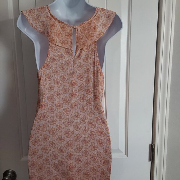 Summer Top - Picture 2 of 2